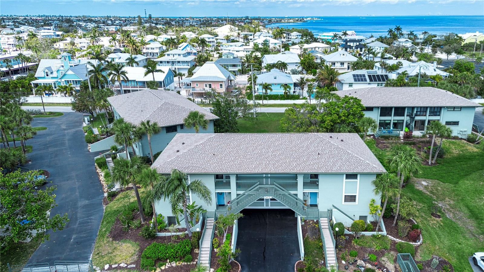 Image 6 of 60 For 4255 Gulf Drive 229