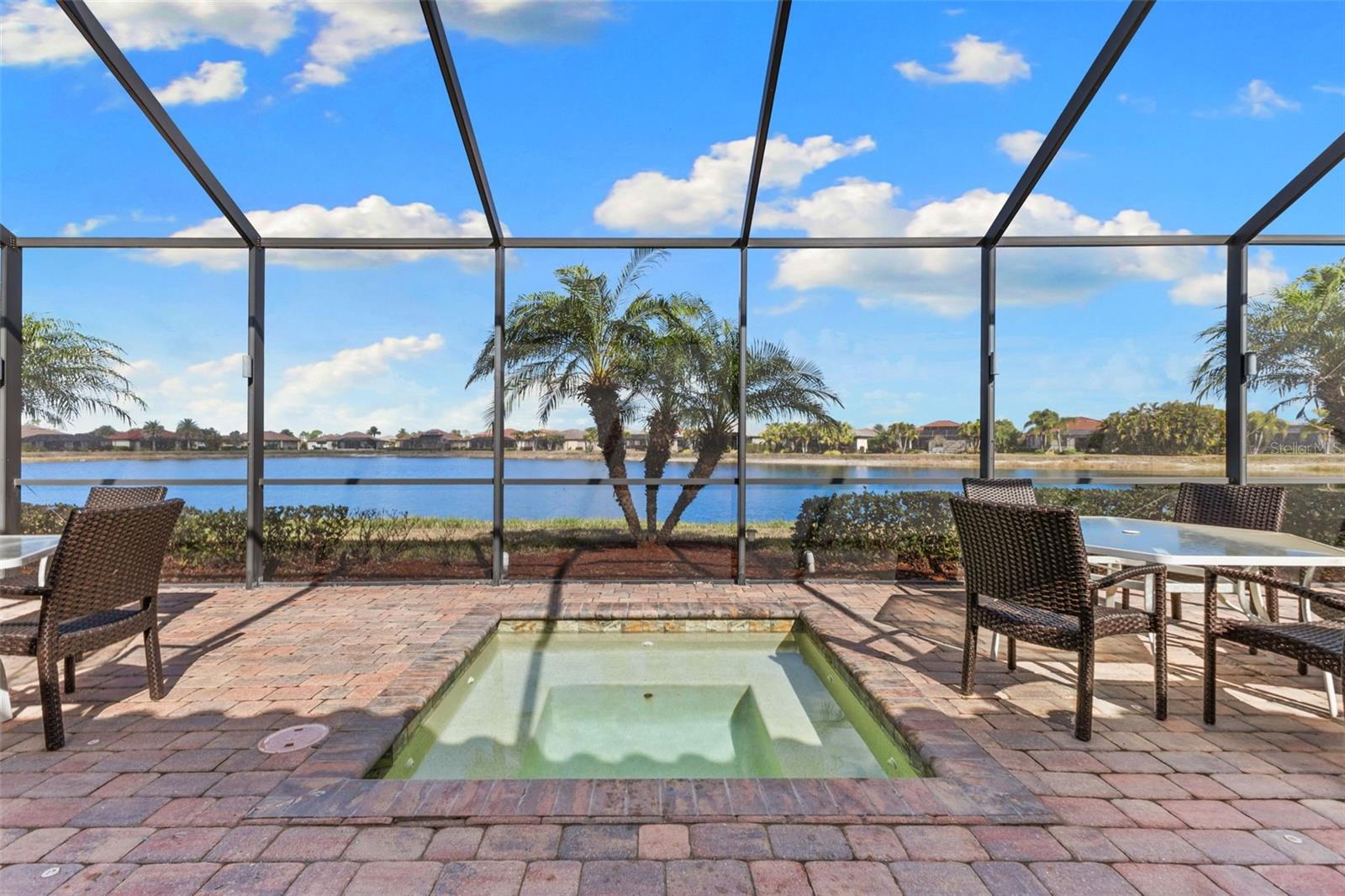 Image 18 of 27 For 13238 Famiglia Drive