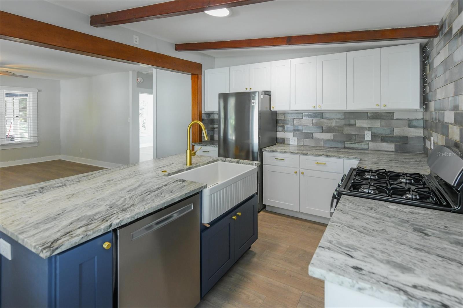 Image 15 of 26 For 1230 35th Street