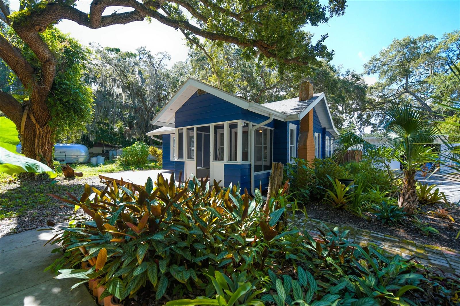 Image 3 of 26 For 1230 35th Street