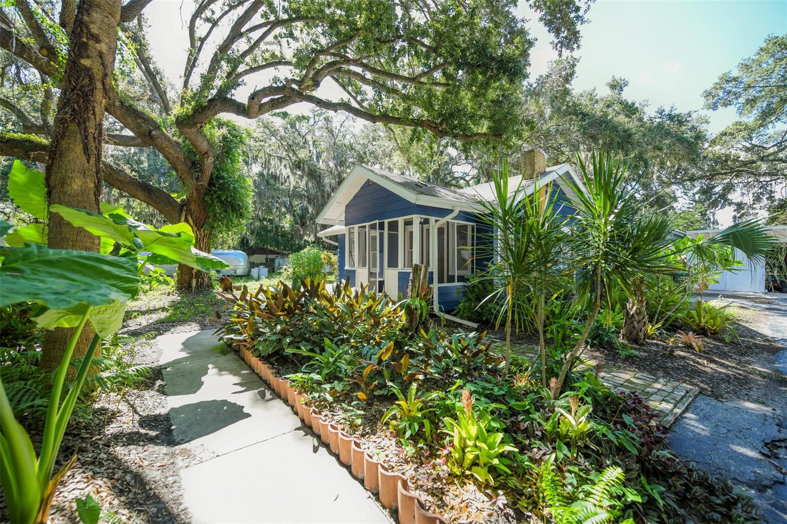 Image 5 of 26 For 1230 35th Street