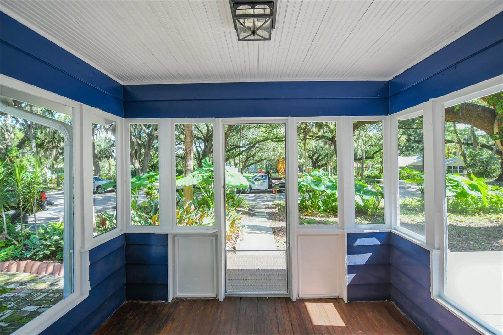 Image 6 of 26 For 1230 35th Street