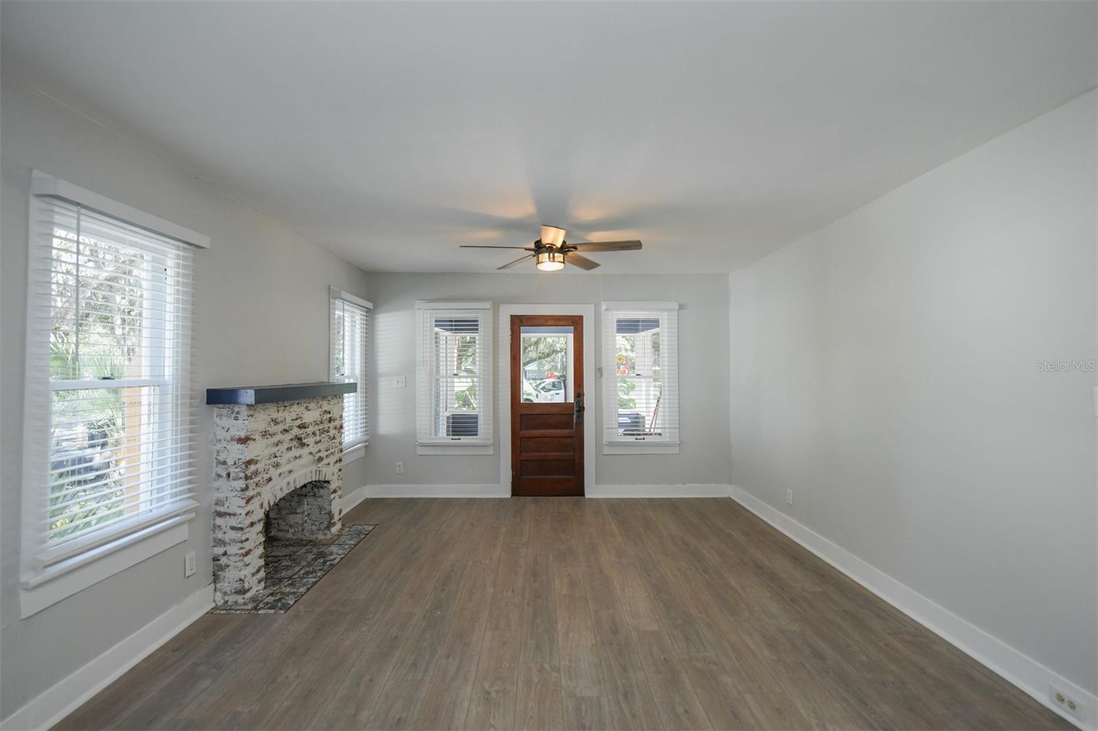 Image 7 of 26 For 1230 35th Street