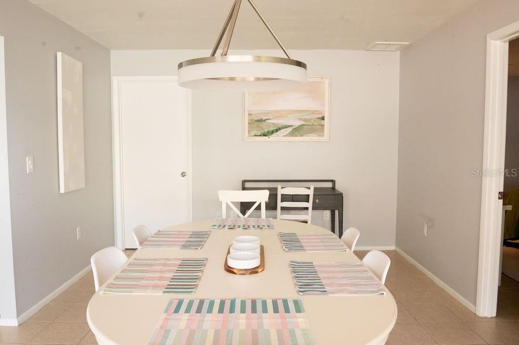 Image 18 of 45 For 3724 Glen Oaks Manor Drive