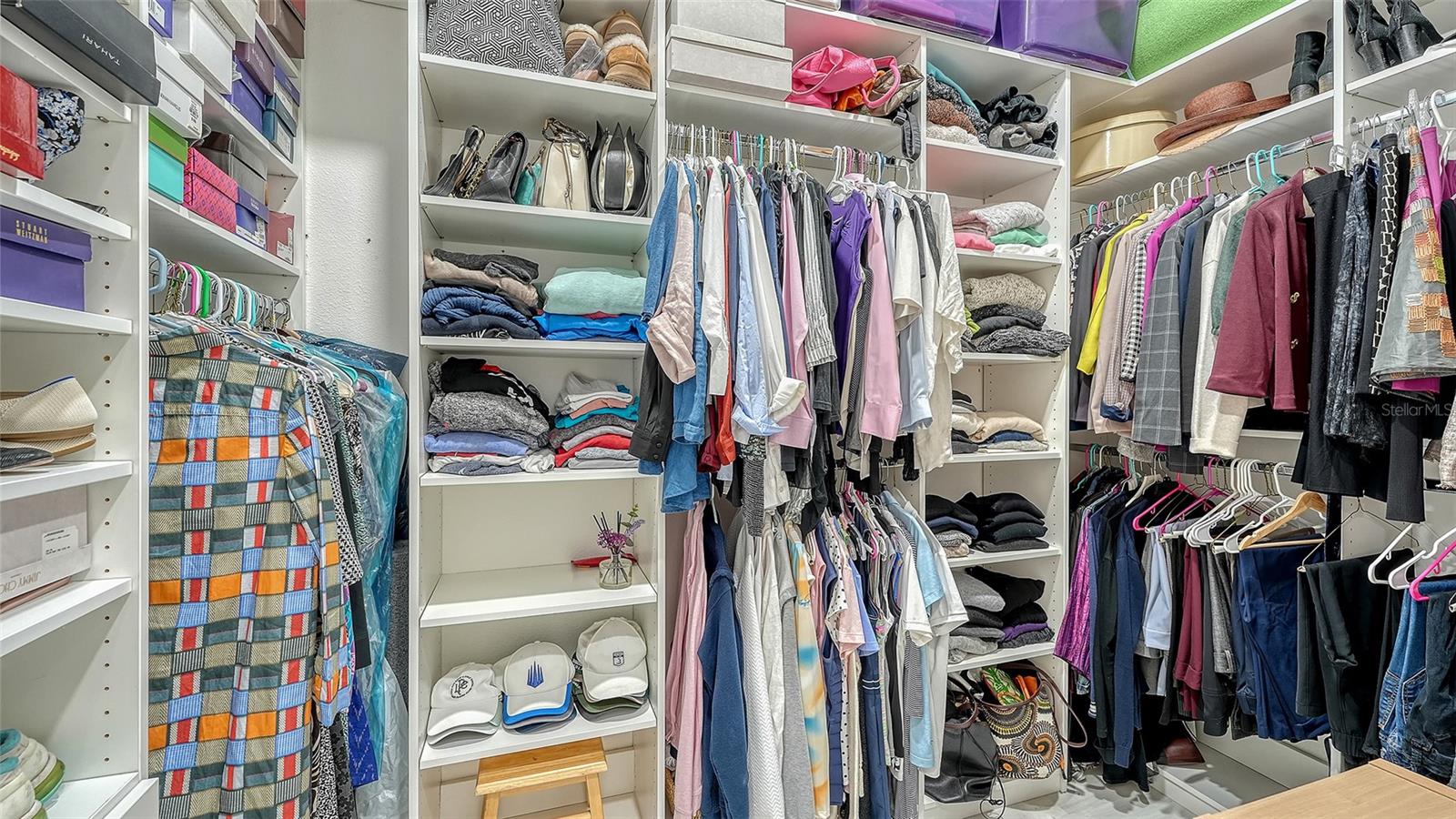 Image 28 of 100 For 6220 Signature Pointe Lane