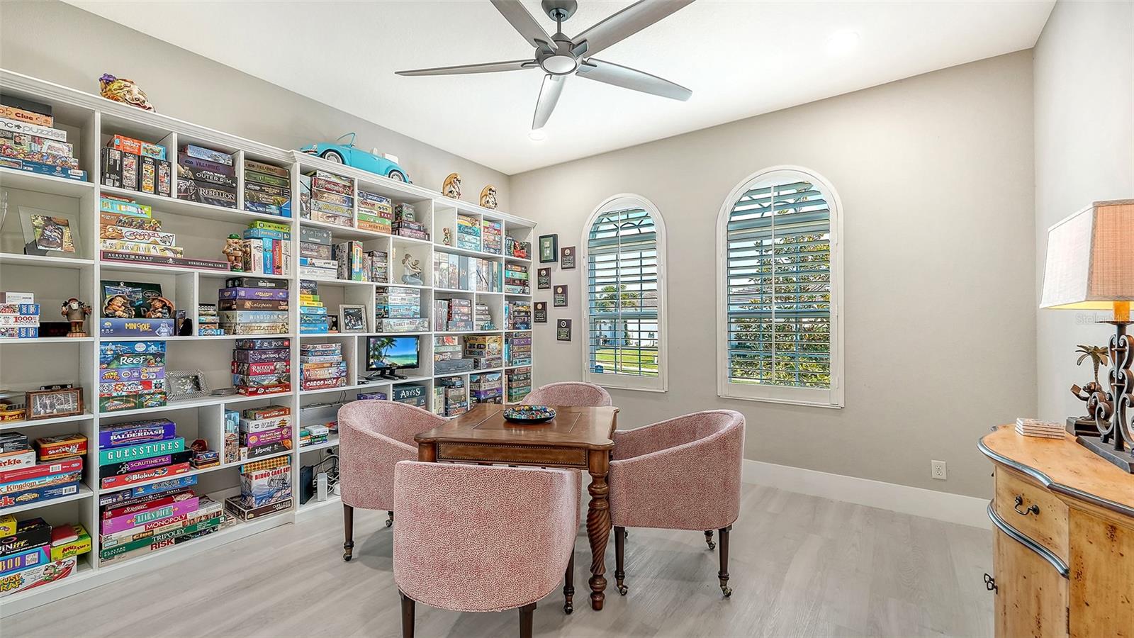 Image 34 of 100 For 6220 Signature Pointe Lane