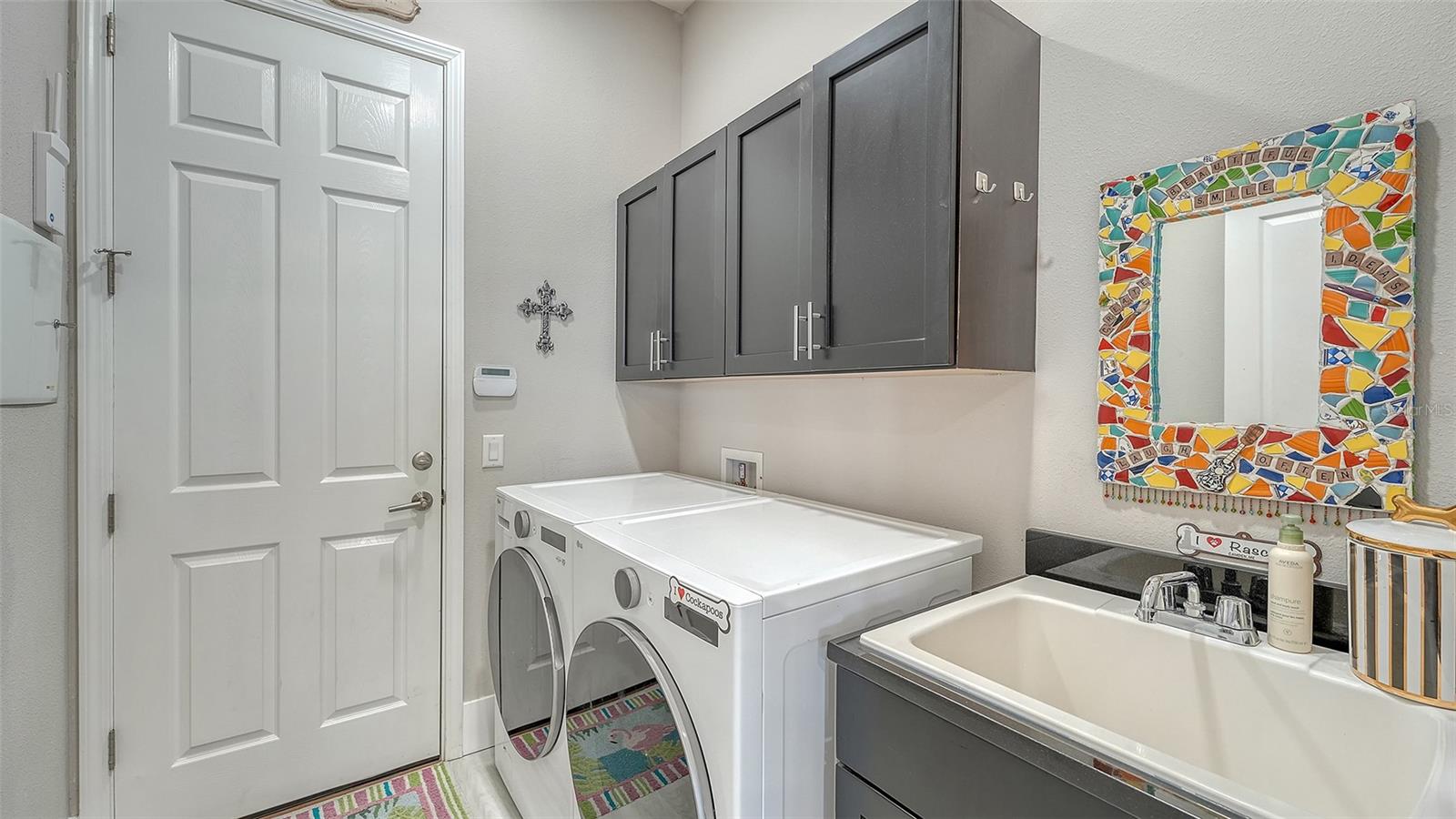 Image 45 of 100 For 6220 Signature Pointe Lane