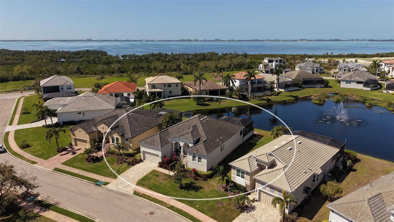 Image 5 of 100 For 6220 Signature Pointe Lane