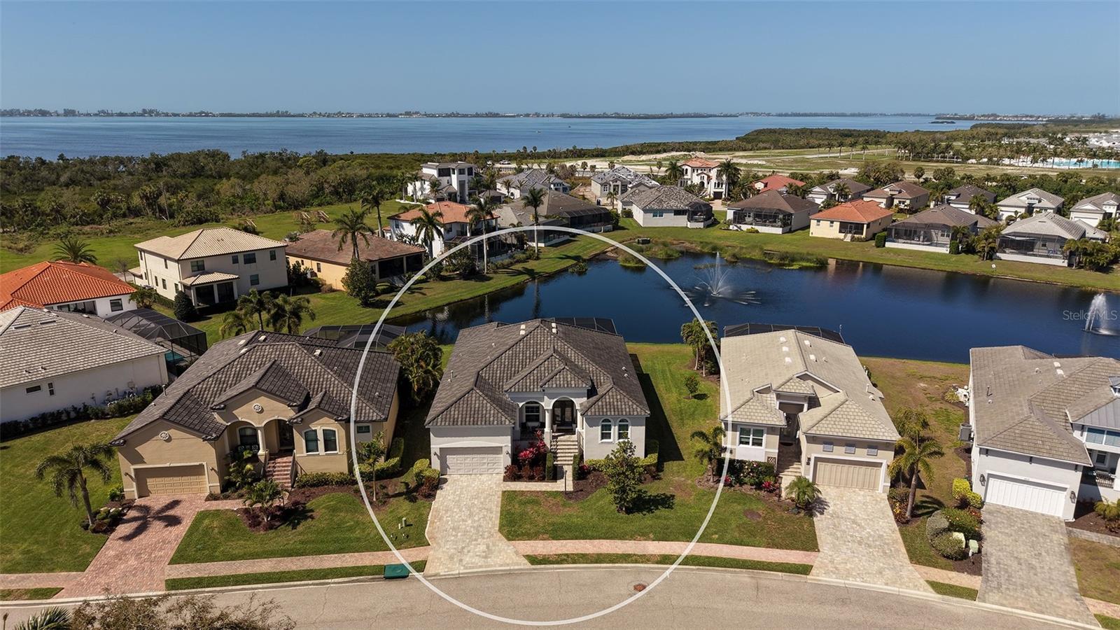 Image 6 of 100 For 6220 Signature Pointe Lane