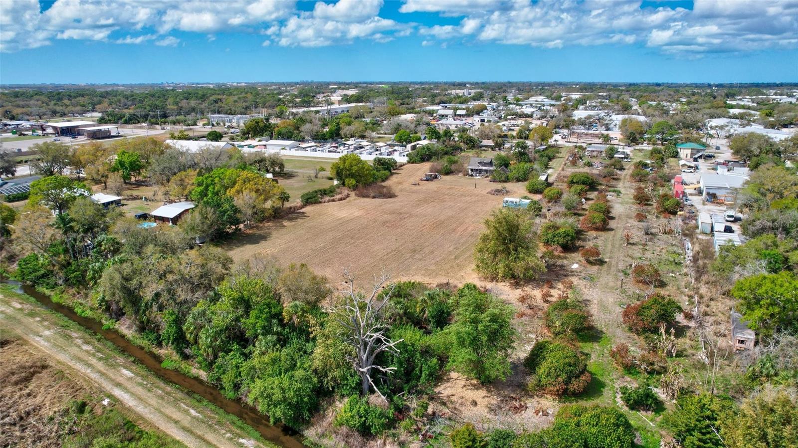 Image 14 of 22 For 6115 33rd Street E