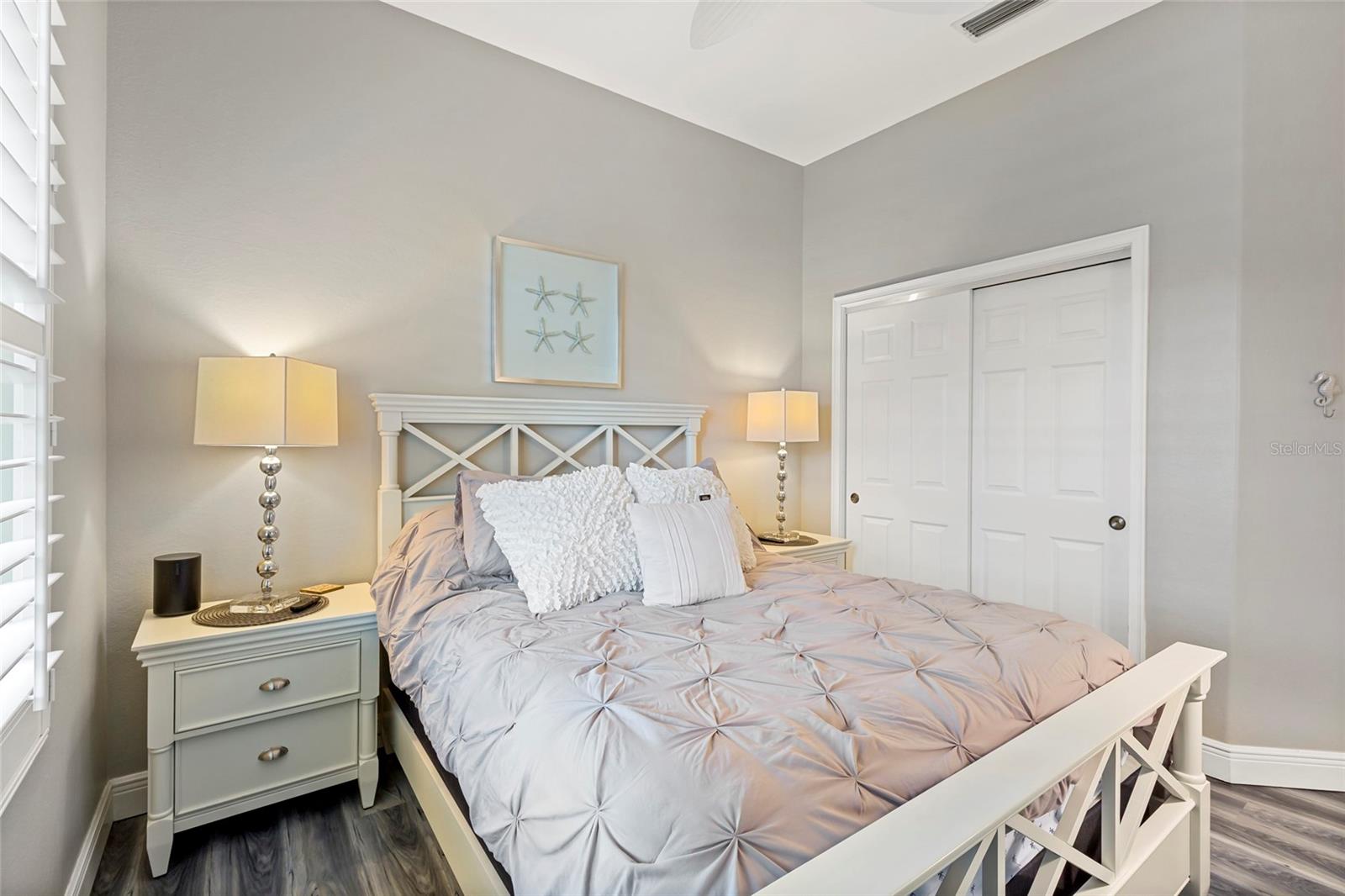 Listing photo id 20 for 922 Preservation Street