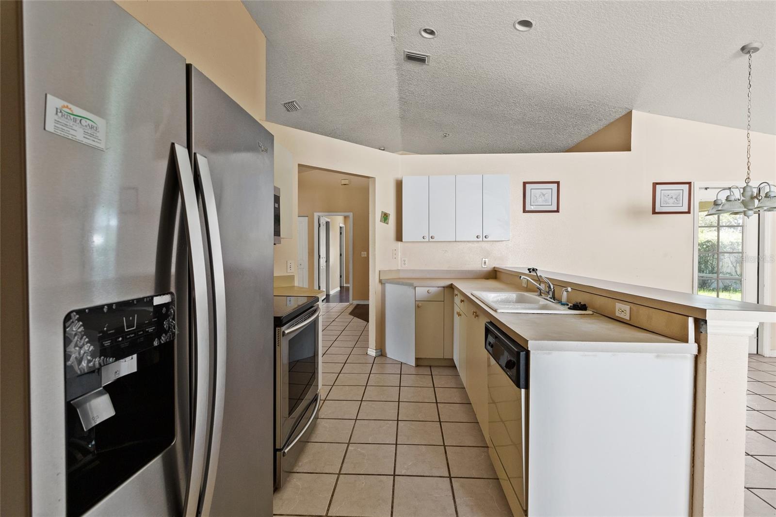 Image 5 of 22 For 6524 67th Court E.