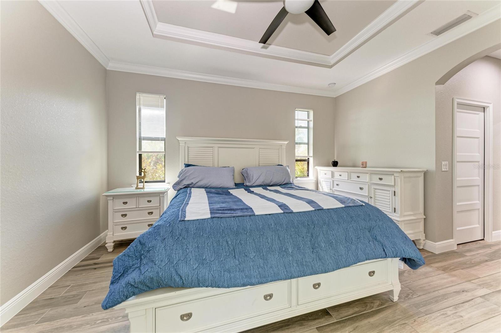 Image 20 of 37 For 105 Cabana Way