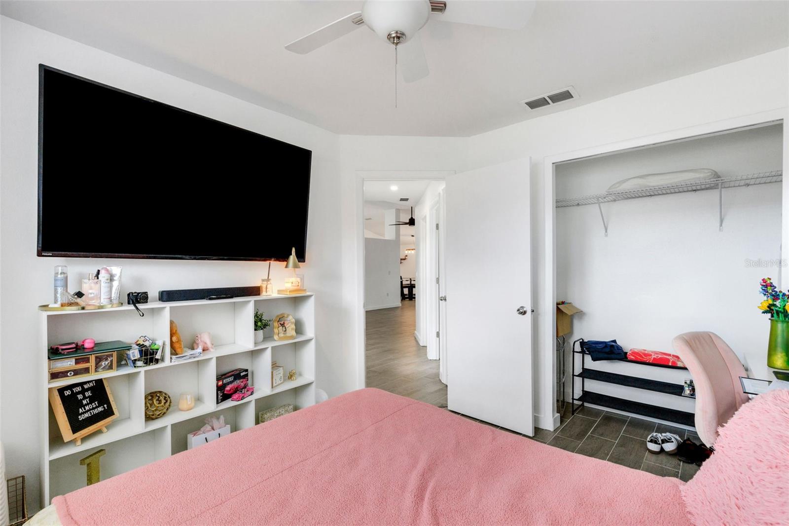 Image 14 of 54 For 4451 6th Avenue E