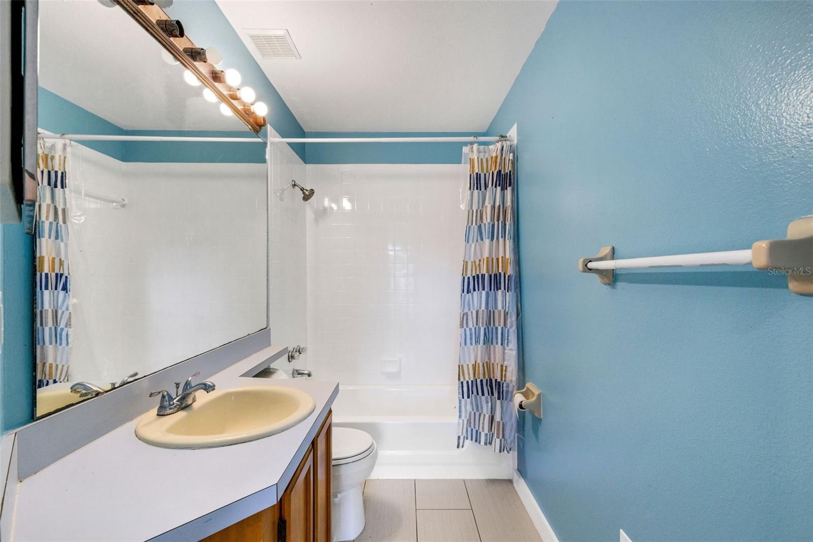 Image 9 of 54 For 4451 6th Avenue E