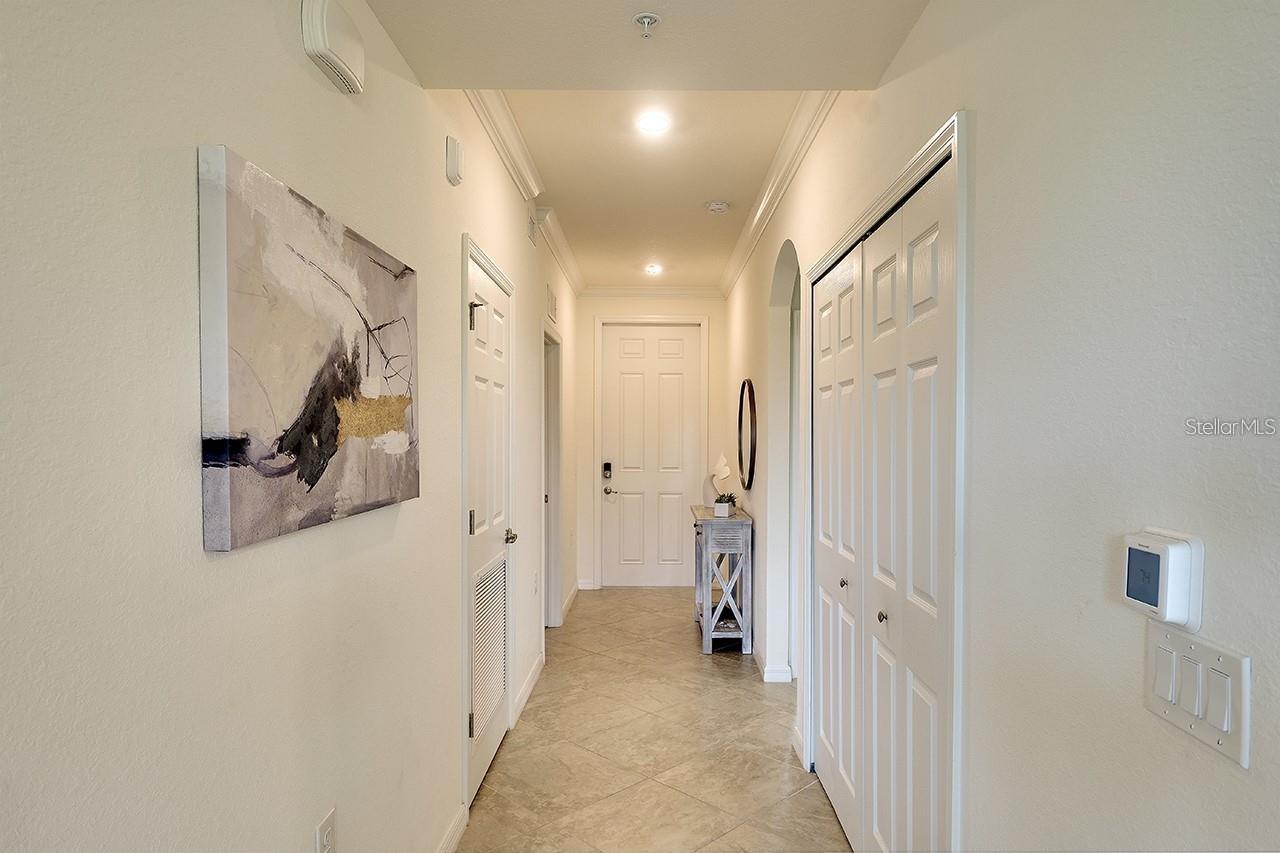 Image 12 of 70 For 17510 Gawthrop Drive 206