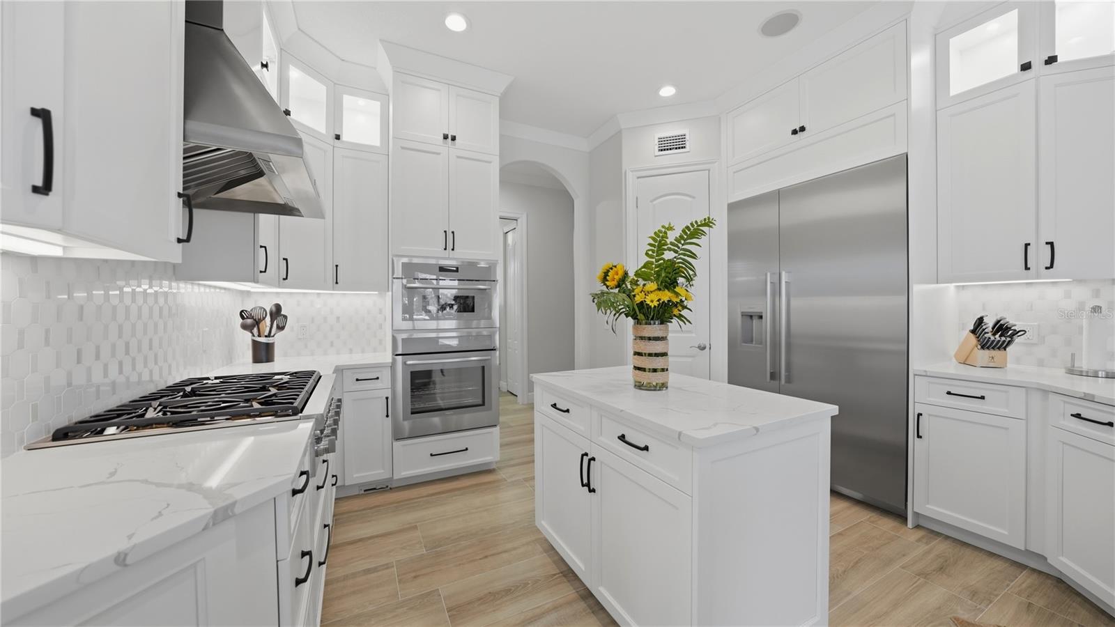 Image 12 of 60 For 7637 Cove Terrace