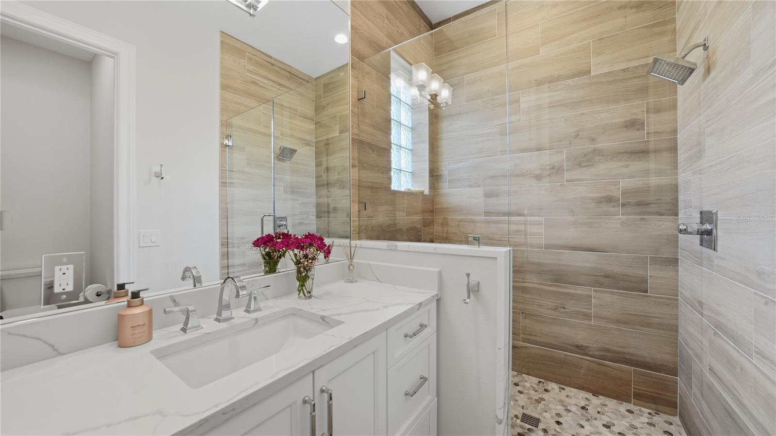 Image 27 of 60 For 7637 Cove Terrace