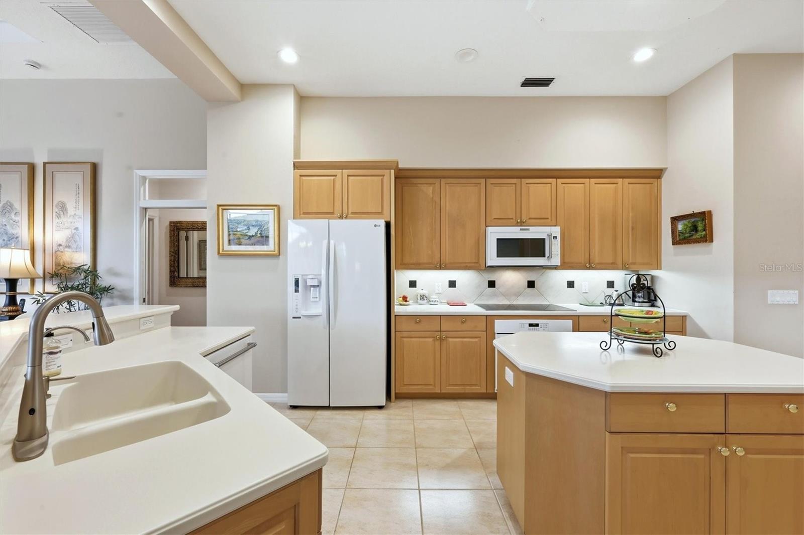 Image 12 of 78 For 8116 Collingwood Court