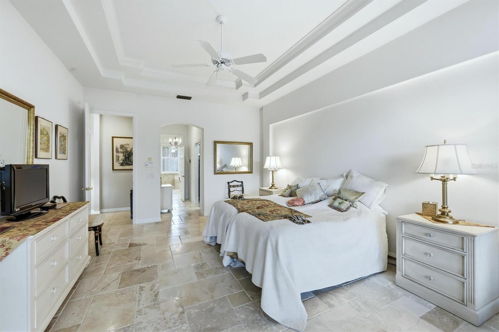 Image 24 of 78 For 8116 Collingwood Court