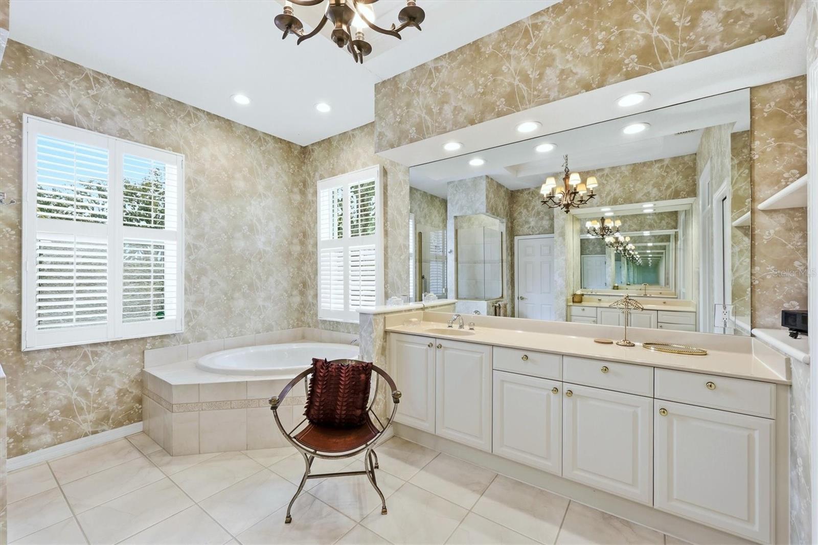 Image 25 of 78 For 8116 Collingwood Court