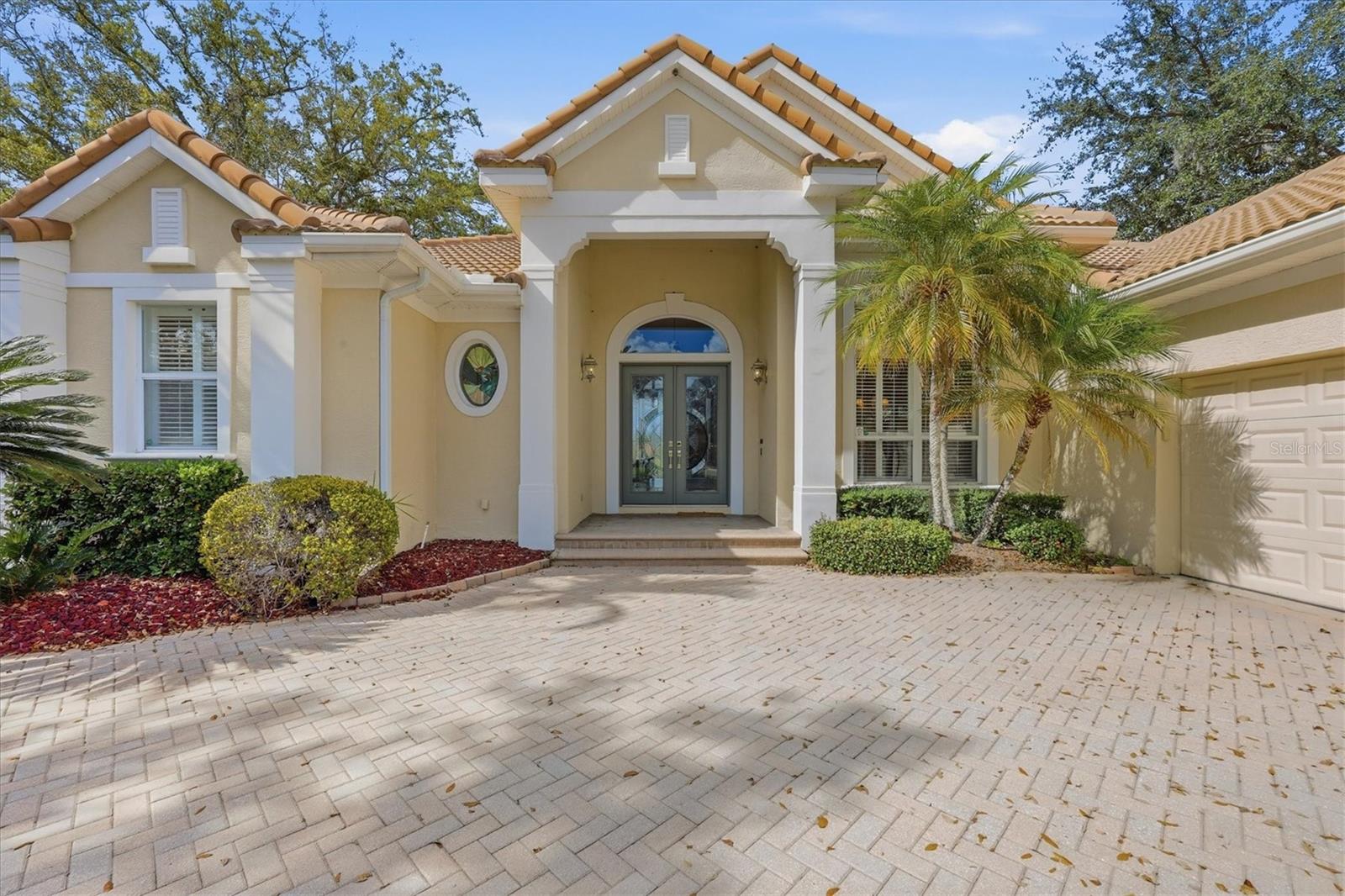 Image 4 of 78 For 8116 Collingwood Court