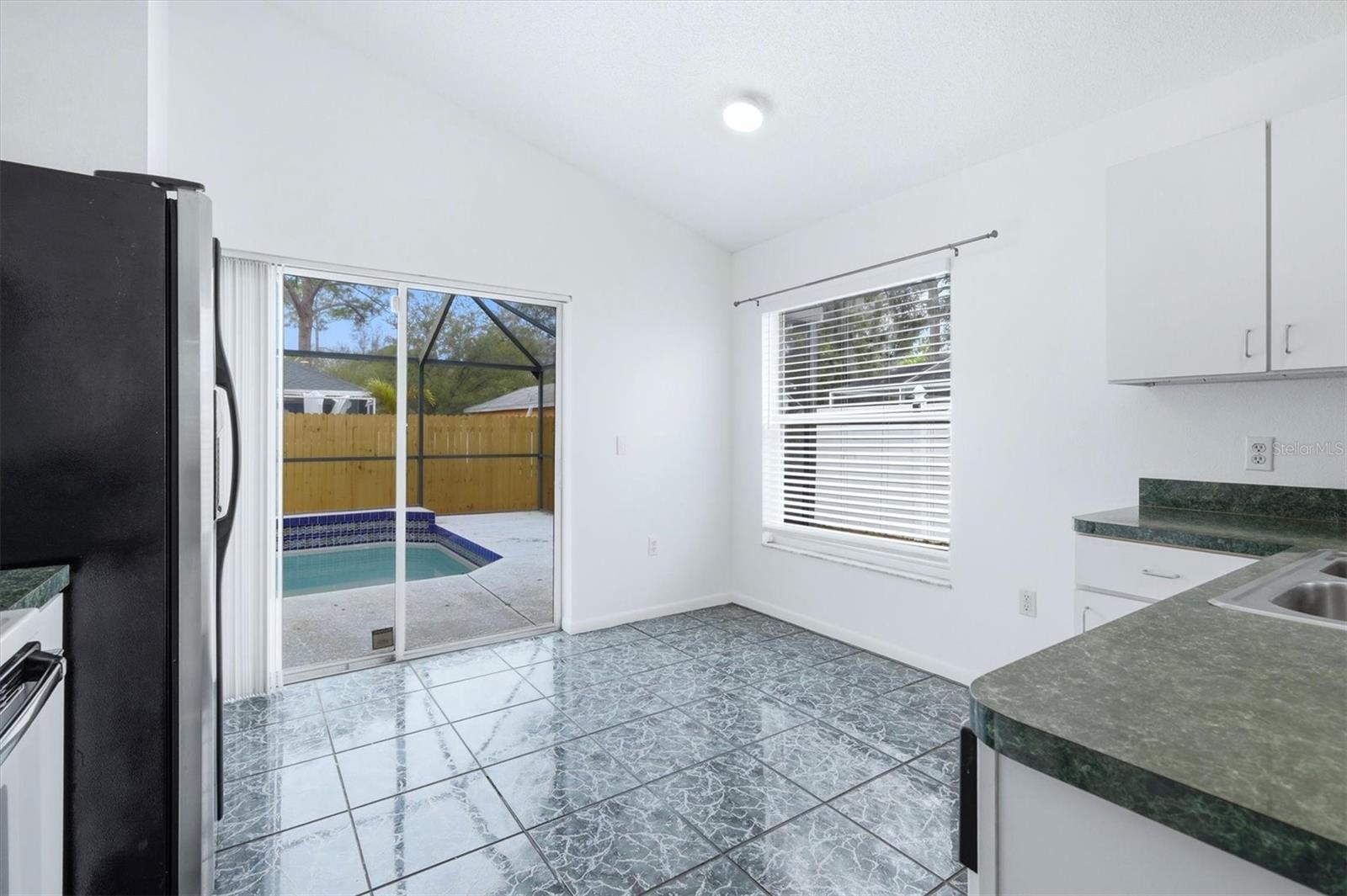 Image 13 of 36 For 1077 Jefferson Avenue