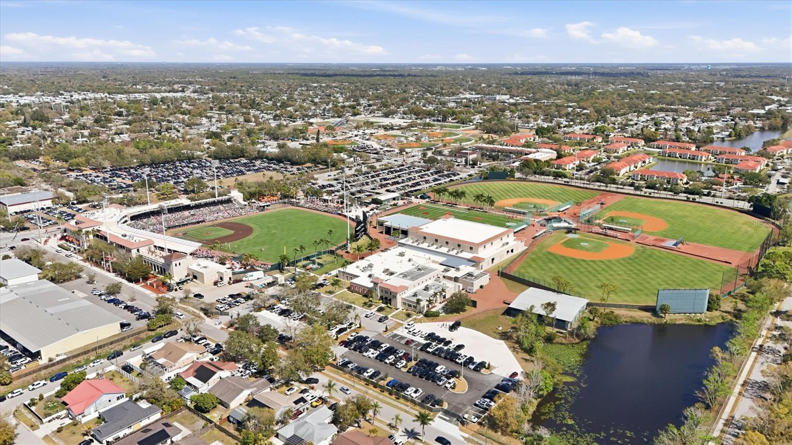 Image 33 of 36 For 1077 Jefferson Avenue