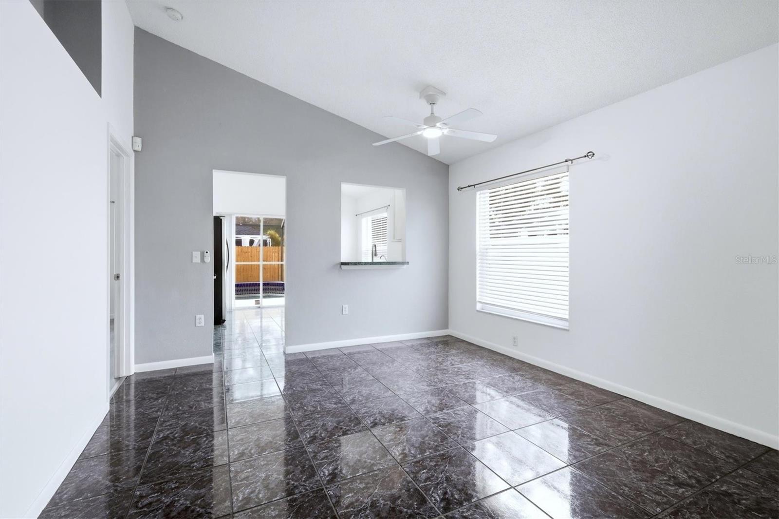 Image 9 of 36 For 1077 Jefferson Avenue