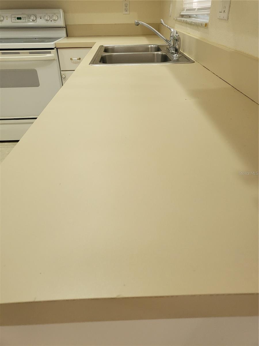 Image 6 of 11 For 1531 Lansdale Avenue