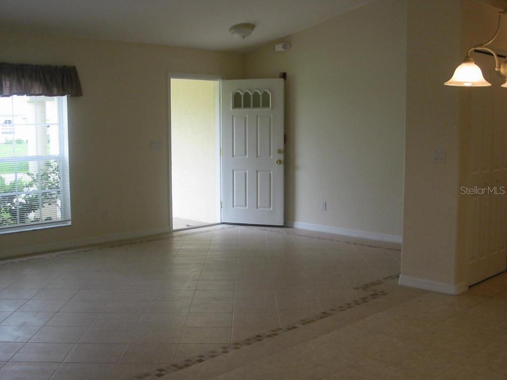 Image 7 of 11 For 1531 Lansdale Avenue