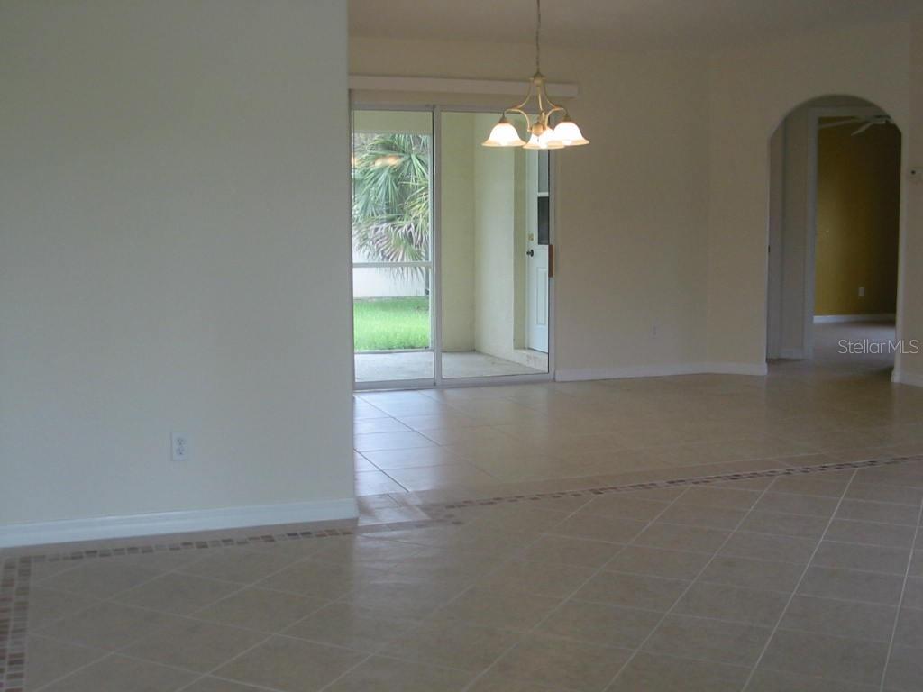 Image 9 of 11 For 1531 Lansdale Avenue