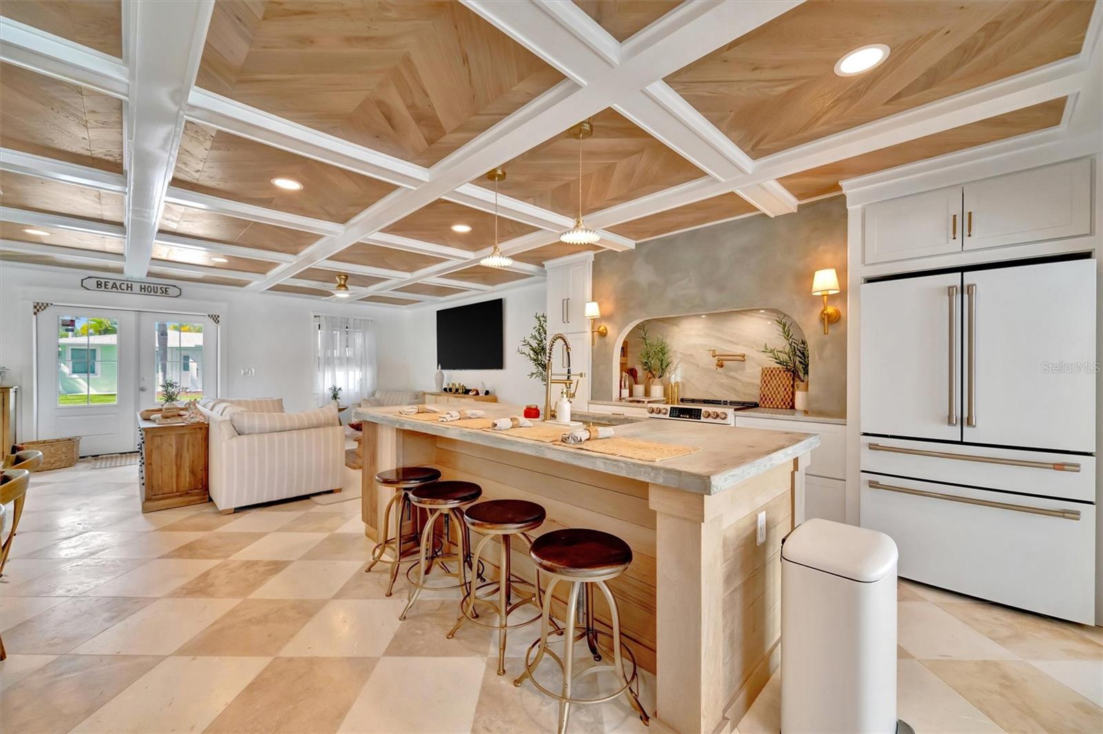 Image 14 of 63 For 117 81st Street