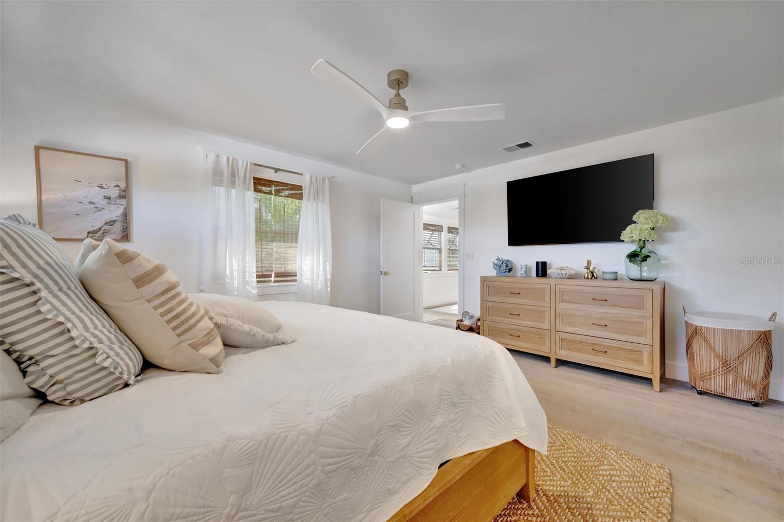 Image 23 of 63 For 117 81st Street