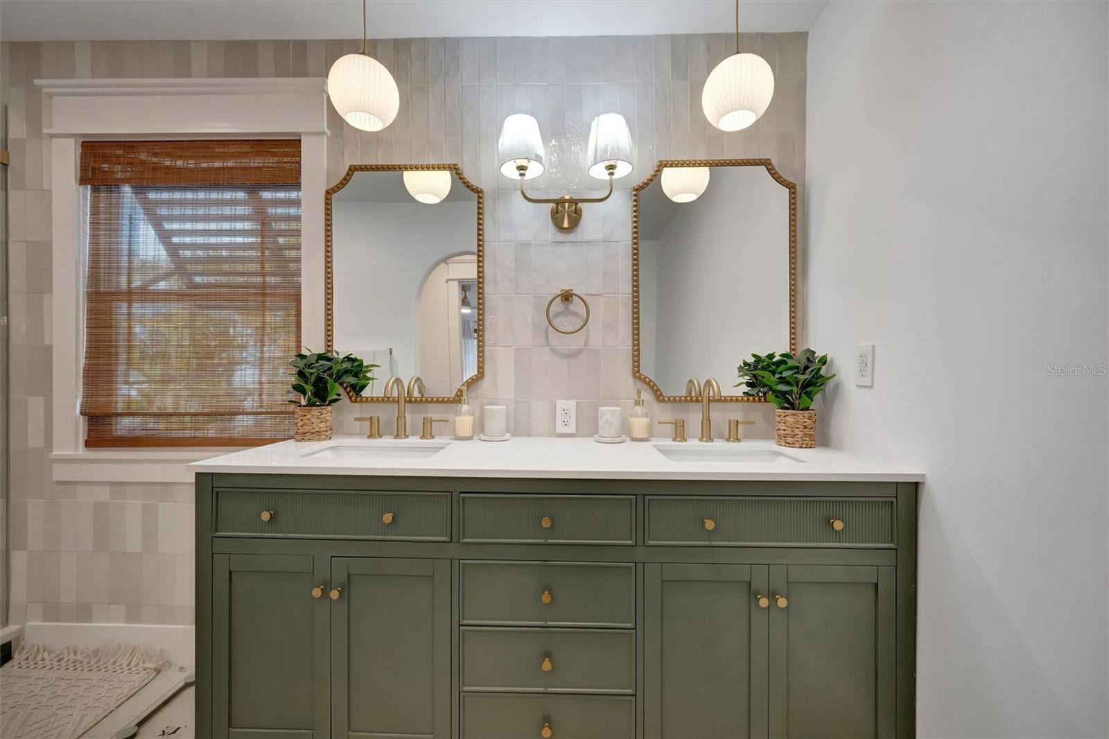 Image 24 of 63 For 117 81st Street