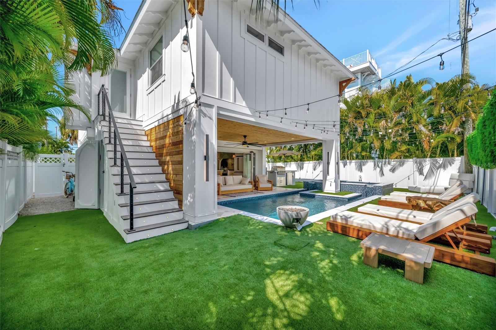 Image 43 of 63 For 117 81st Street