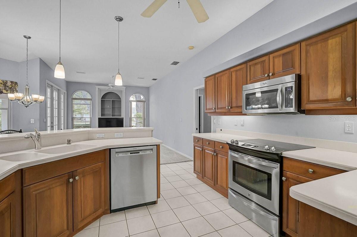 Image 10 of 42 For 2102 Tequesta Trail