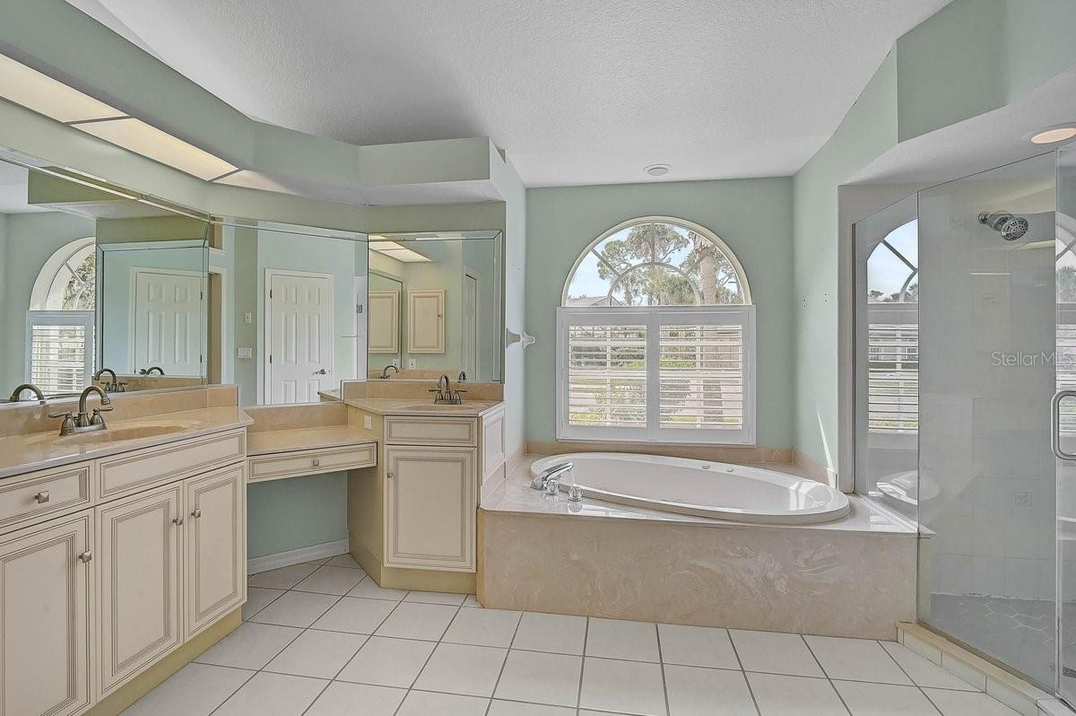 Image 23 of 42 For 2102 Tequesta Trail