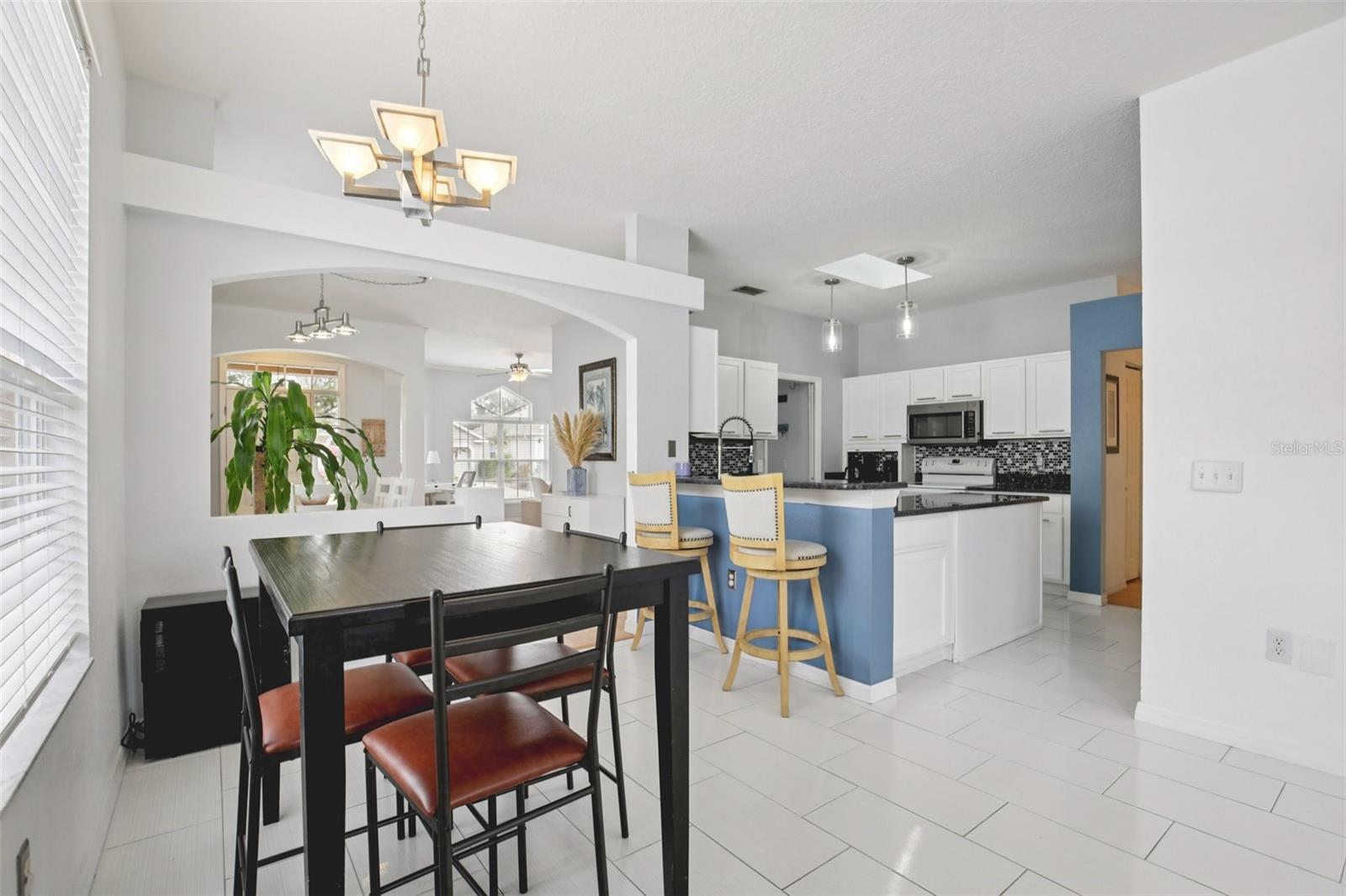 Image 11 of 36 For 7164 Spikerush Court