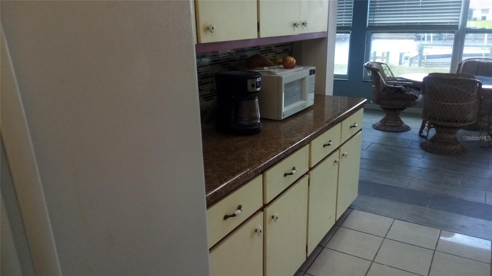 Image 10 of 22 For 758 Spring Lake Boulevard Nw