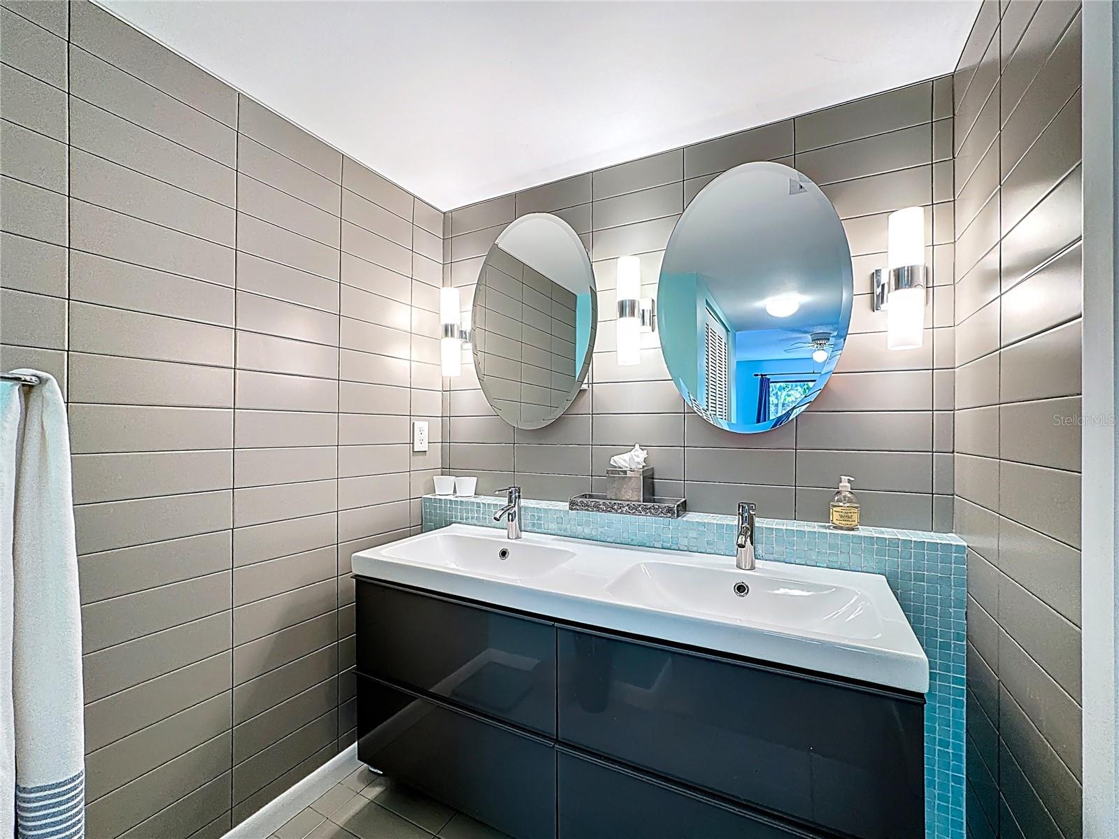 Image 25 of 62 For 1717 Pelican Cove Road Gl434