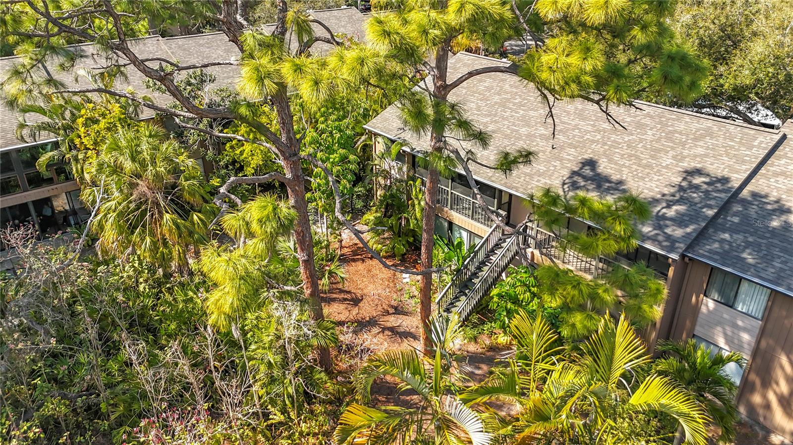 Image 3 of 62 For 1717 Pelican Cove Road Gl434