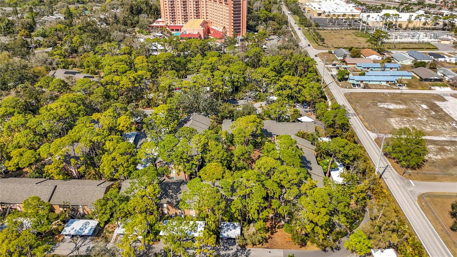 Image 32 of 62 For 1717 Pelican Cove Road Gl434