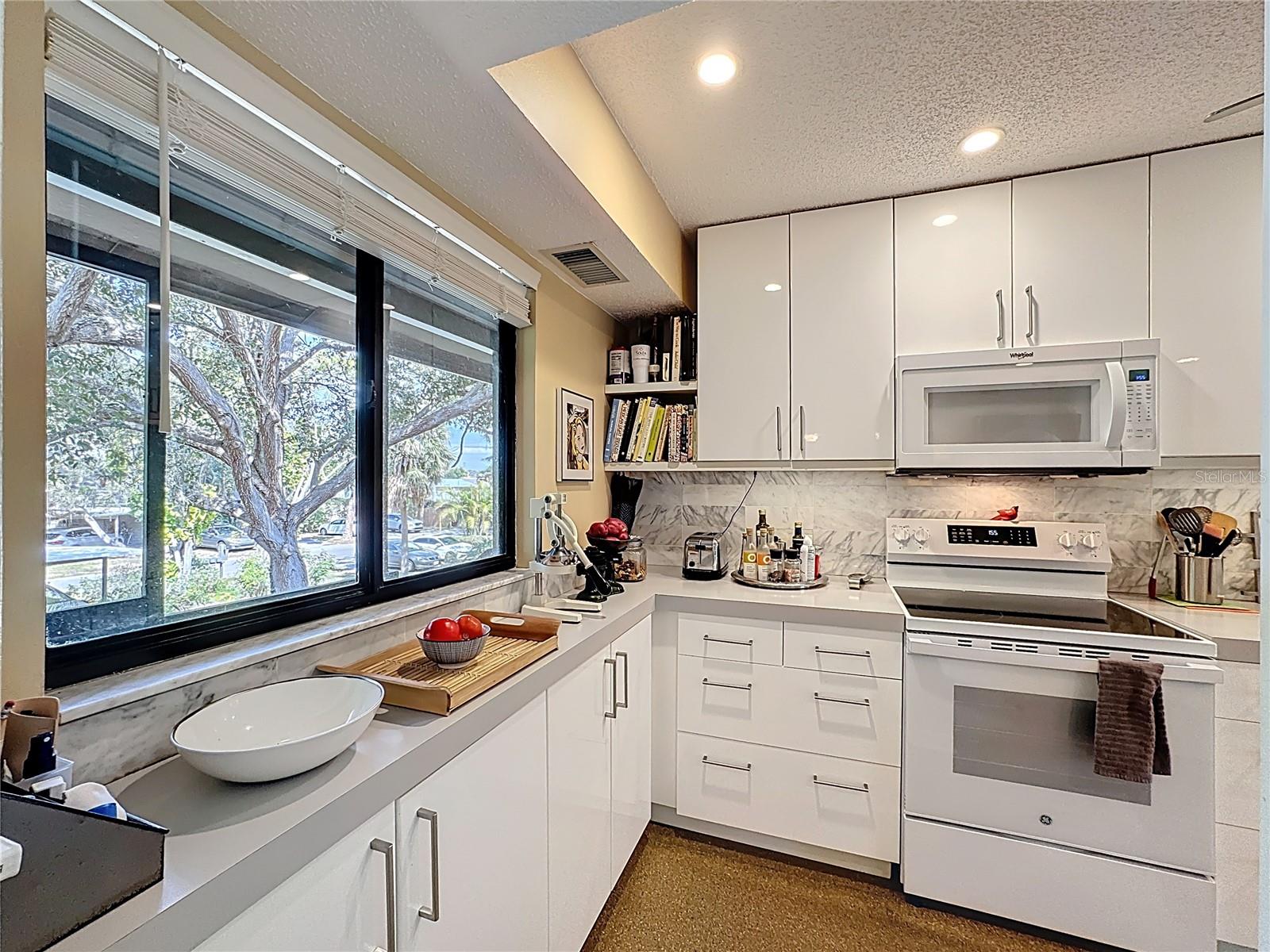 Image 6 of 62 For 1717 Pelican Cove Road Gl434