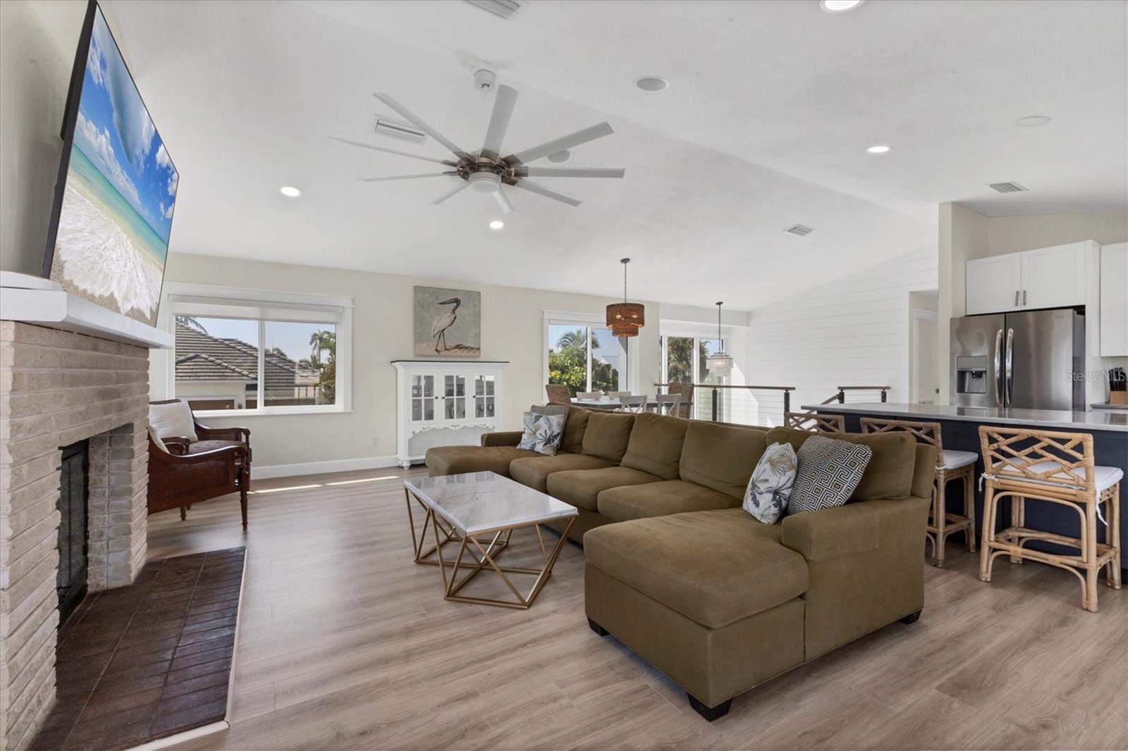 Image 13 of 45 For 825 Tarawitt Drive