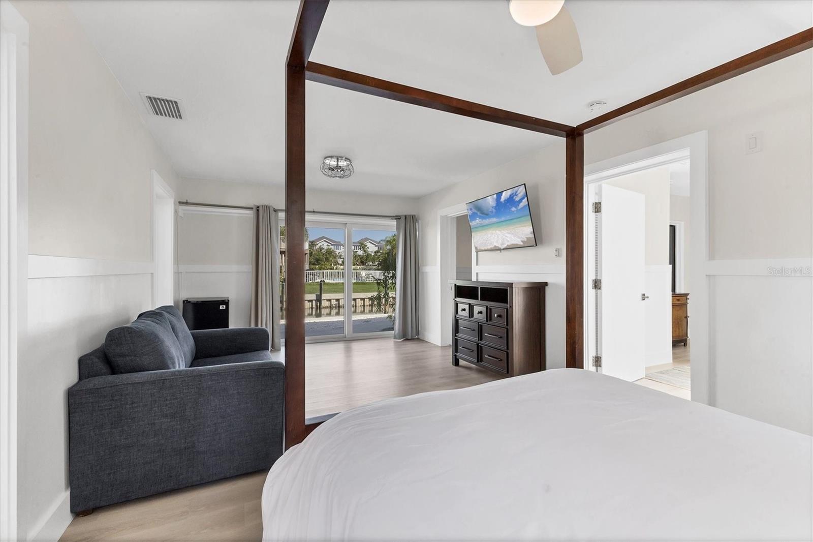 Image 27 of 45 For 825 Tarawitt Drive