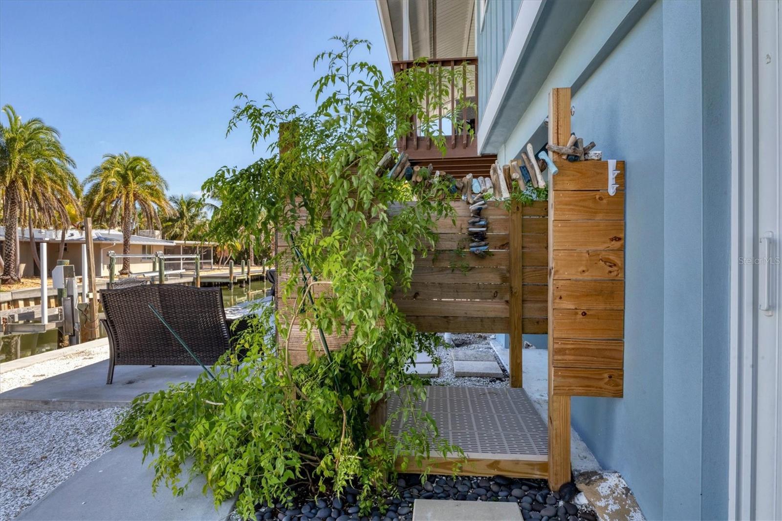 Image 32 of 45 For 825 Tarawitt Drive