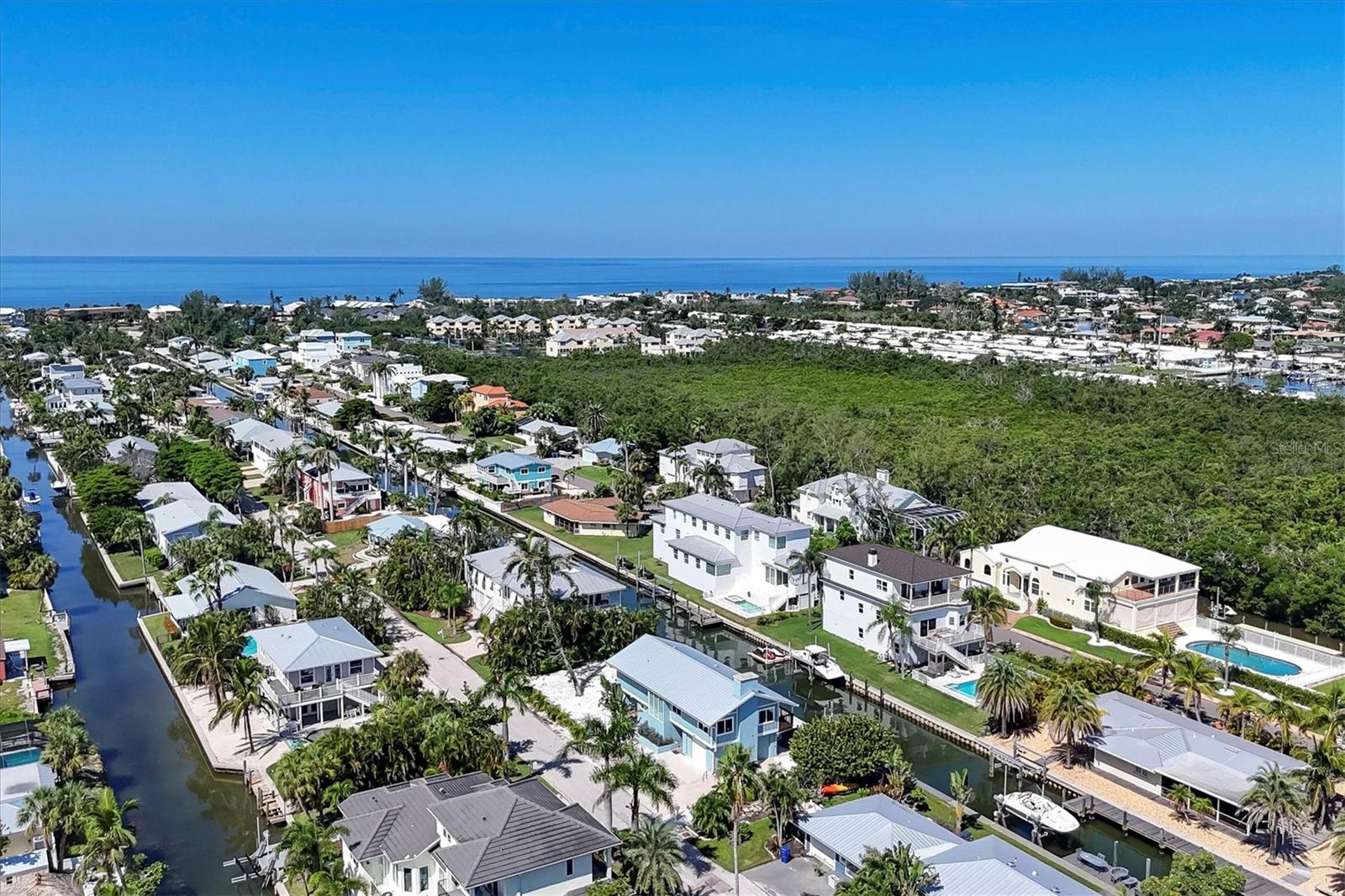 Image 4 of 45 For 825 Tarawitt Drive