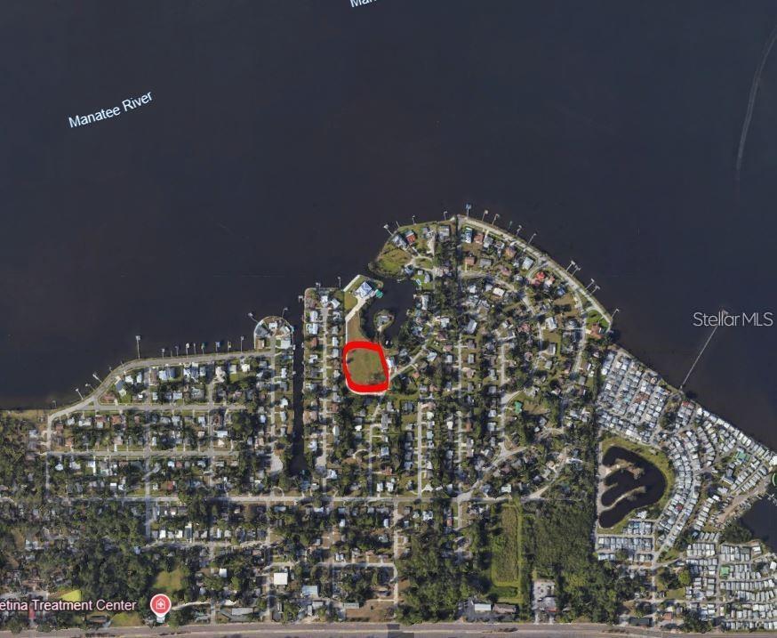 Image 4 of 4 For 210 22nd Street Court Ne