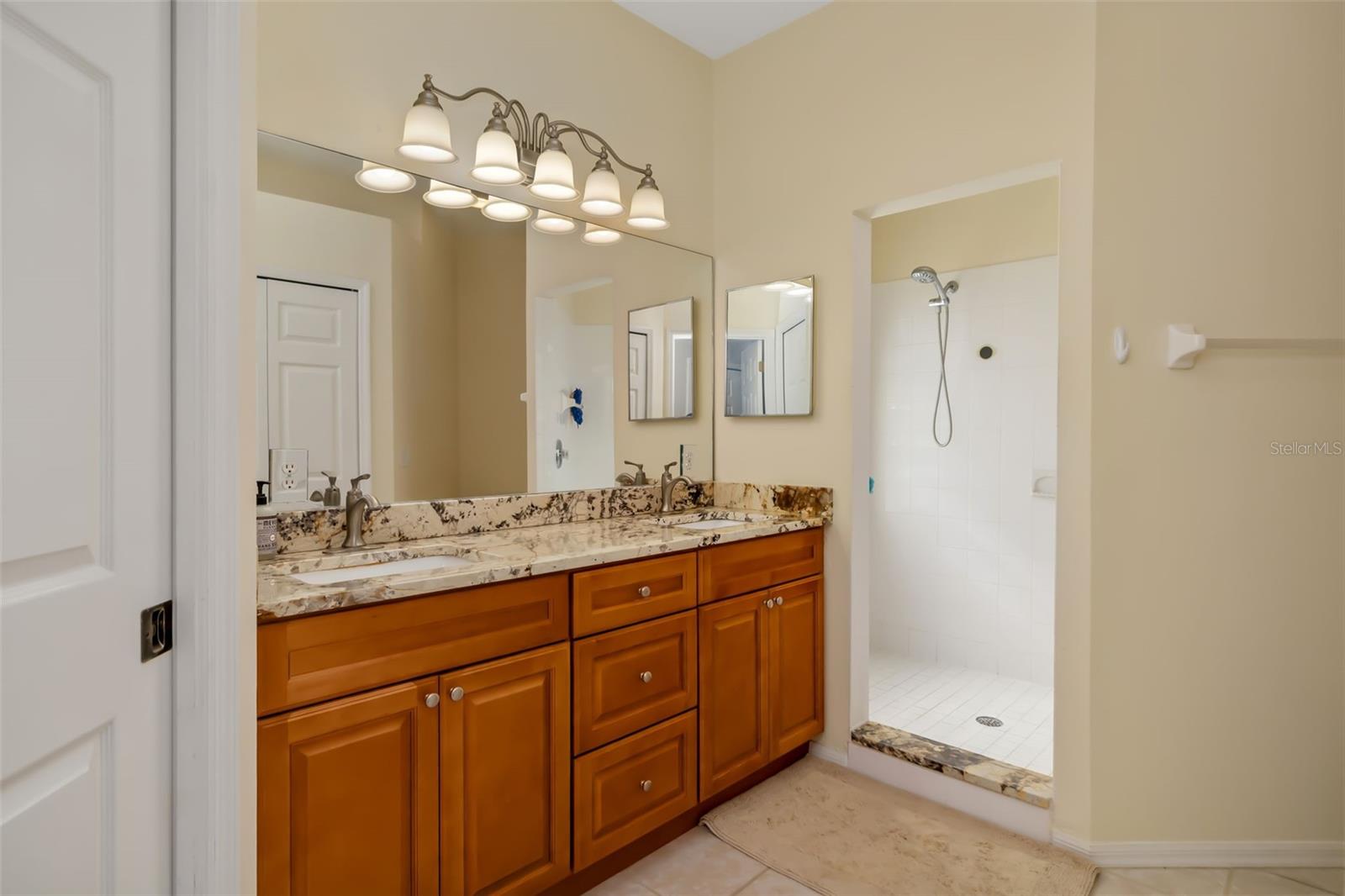 Image 20 of 74 For 1795 Highland Road